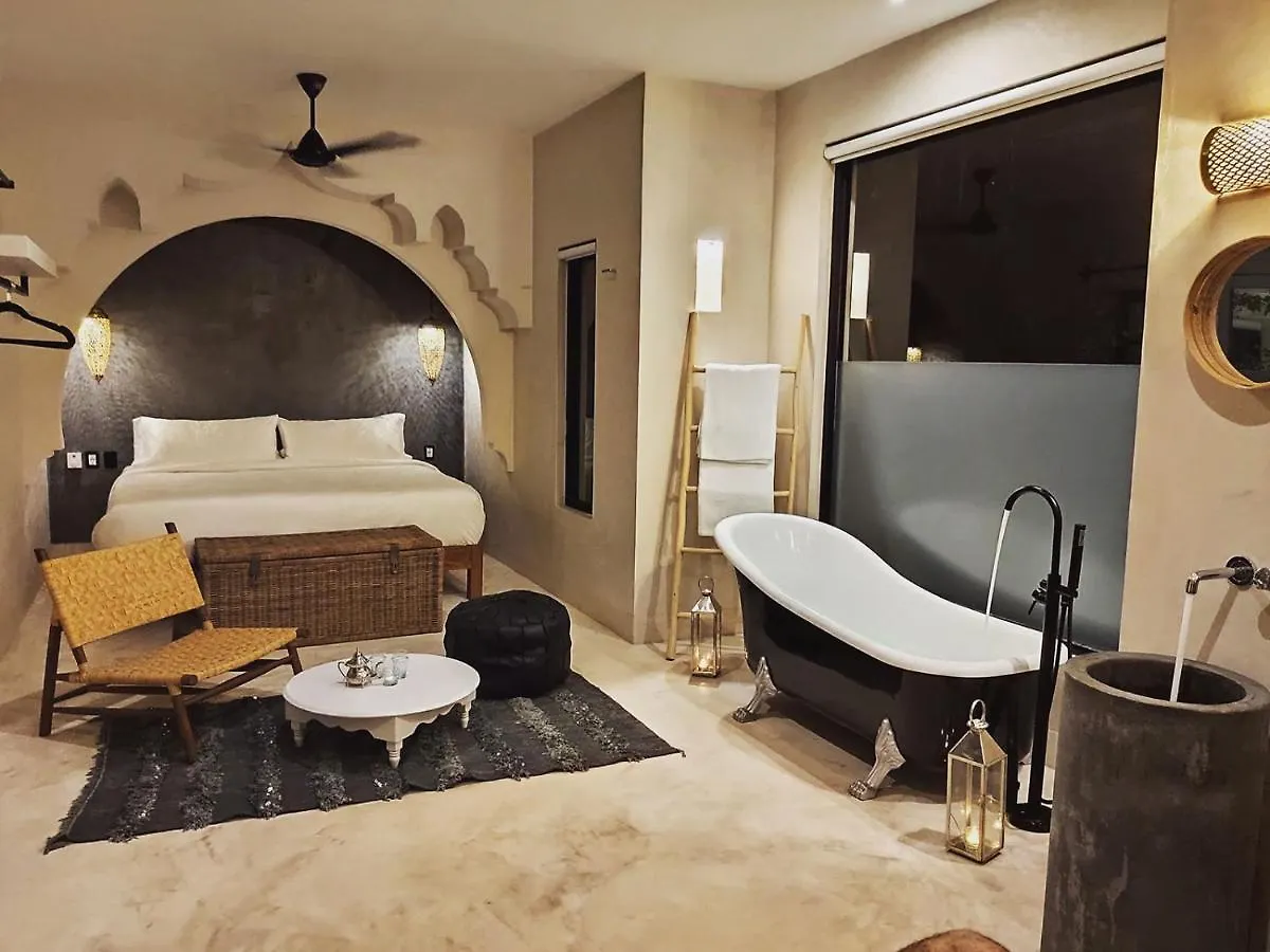 Moroccan Vacation Home For 16 Guests! Tulum